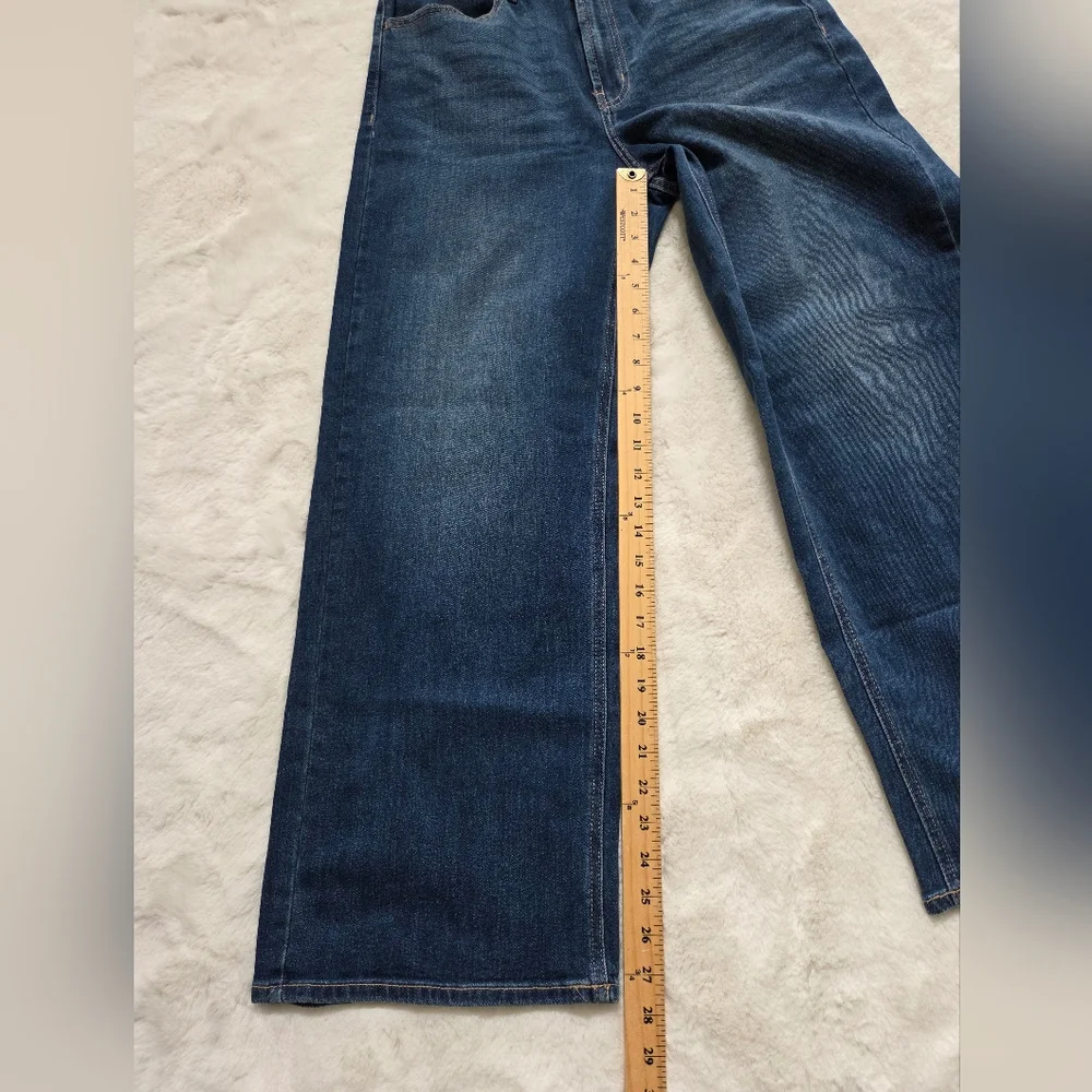 Old Navy Women's High-Waisted Wow Crop Wide-Leg Jeans Size 8 Tall